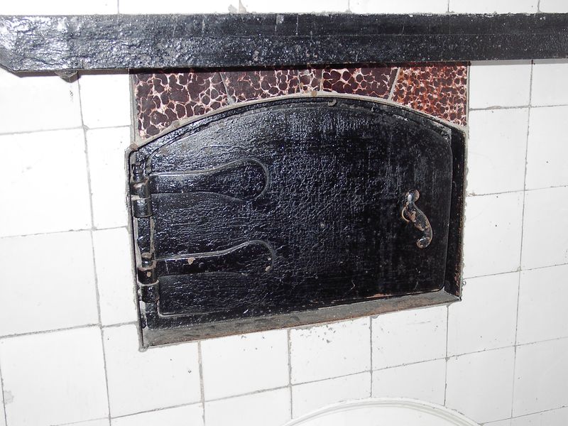 Bestand:Bakoven oudalblas.JPG