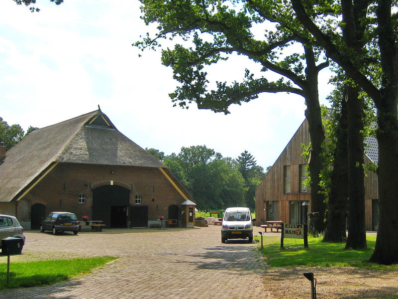 Bestand:Zorgcomplex De Oostermaet, Lettele.jpg